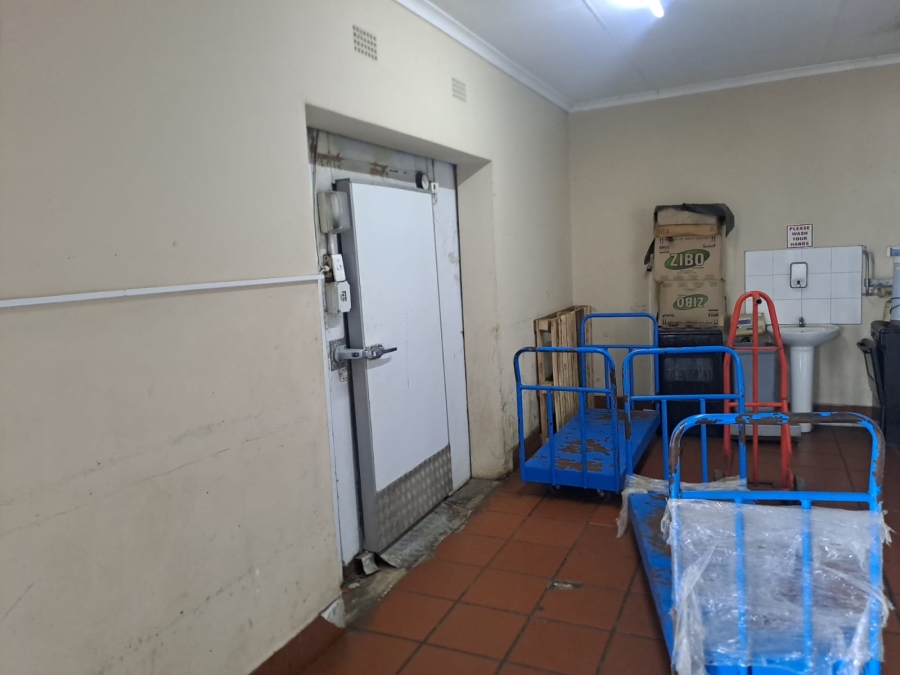 Commercial Property for Sale in Oos Einde North West